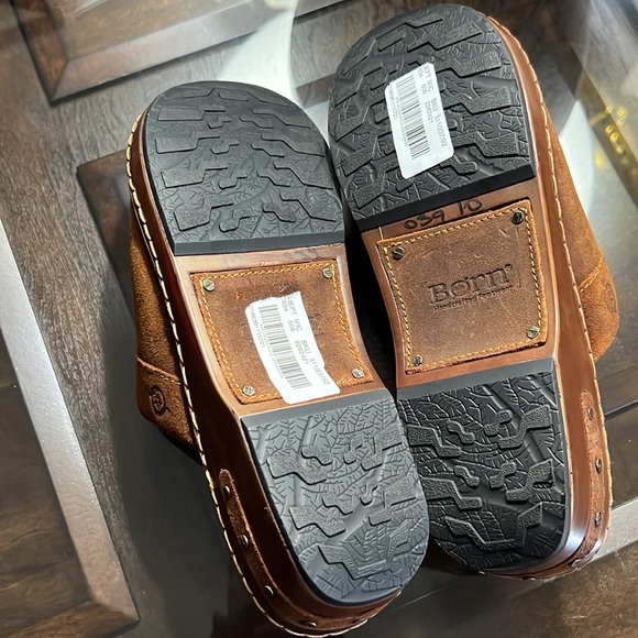 BORN BANDY WOMENS CLOGS. - Picture 11 of 11